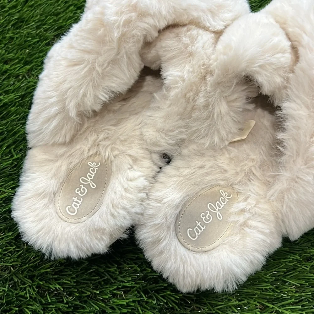Girls Cat & Jack Slip On Slippers